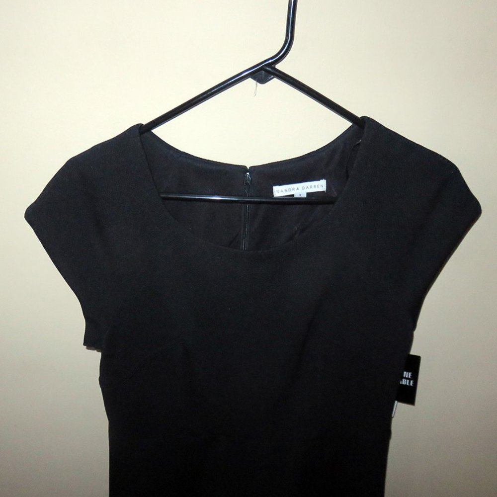 Sandra Darren Black Shift Dress, Sz 8, Slight Stretch, Above Knee, NWT